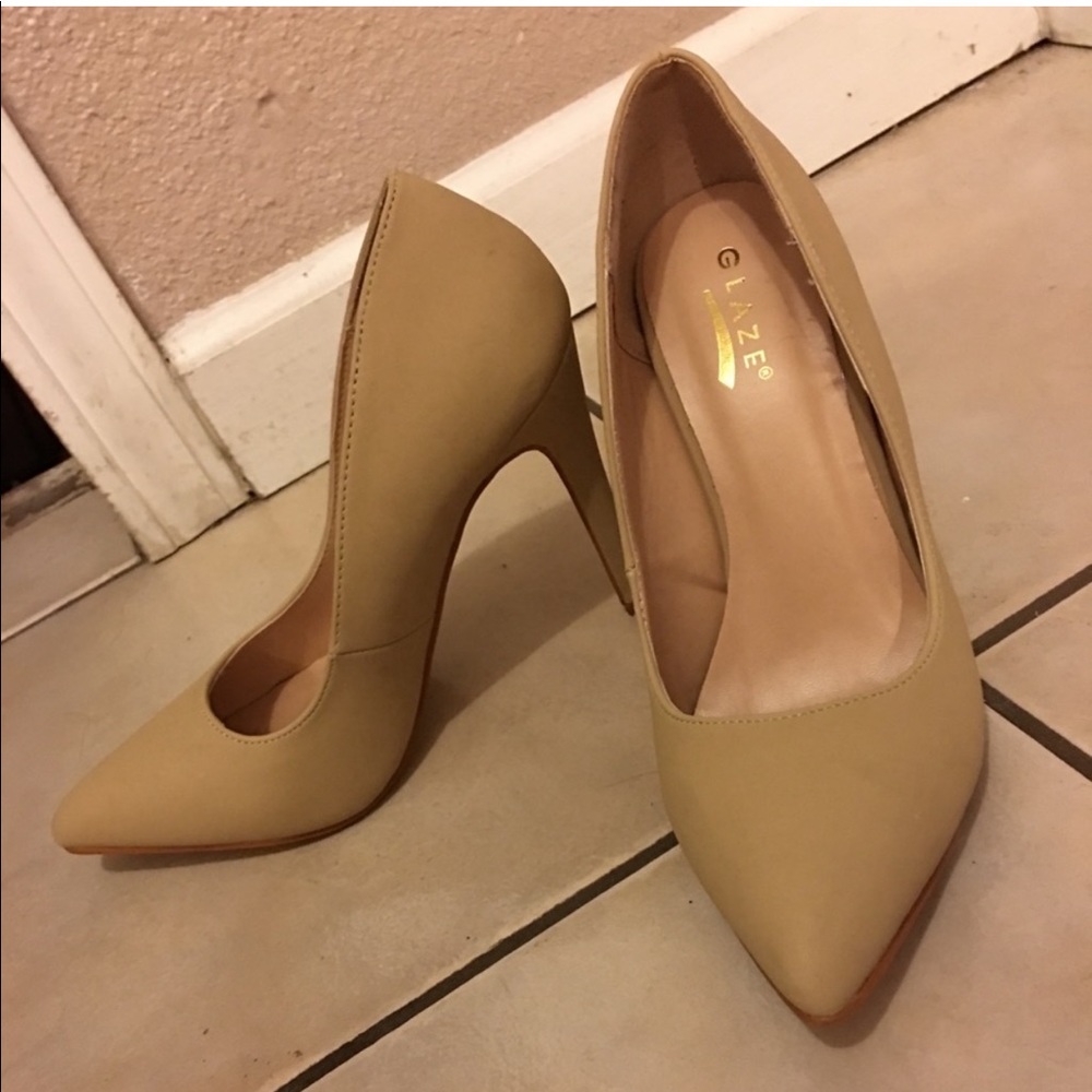 Nude Heels Size 7.5